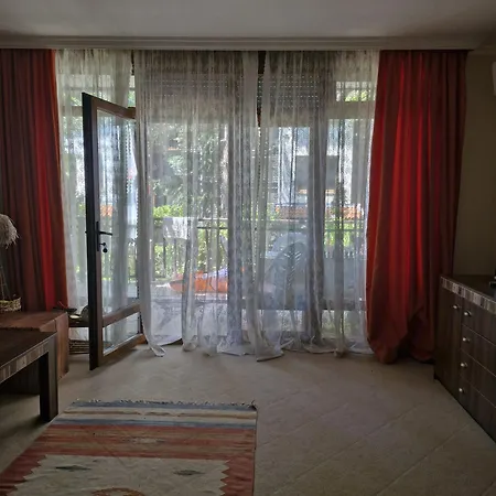 Apartment Тристаен Апартамент В Санта Марина В Созопол
